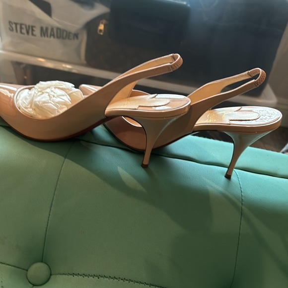 Christian Louboutin.   SALE - Picture 9 of 9